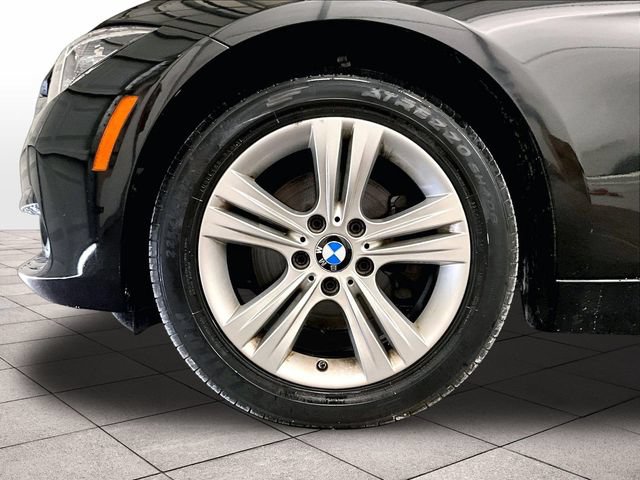 Used 2018 BMW 330i xDrive Sedan AWD/4WD image 9