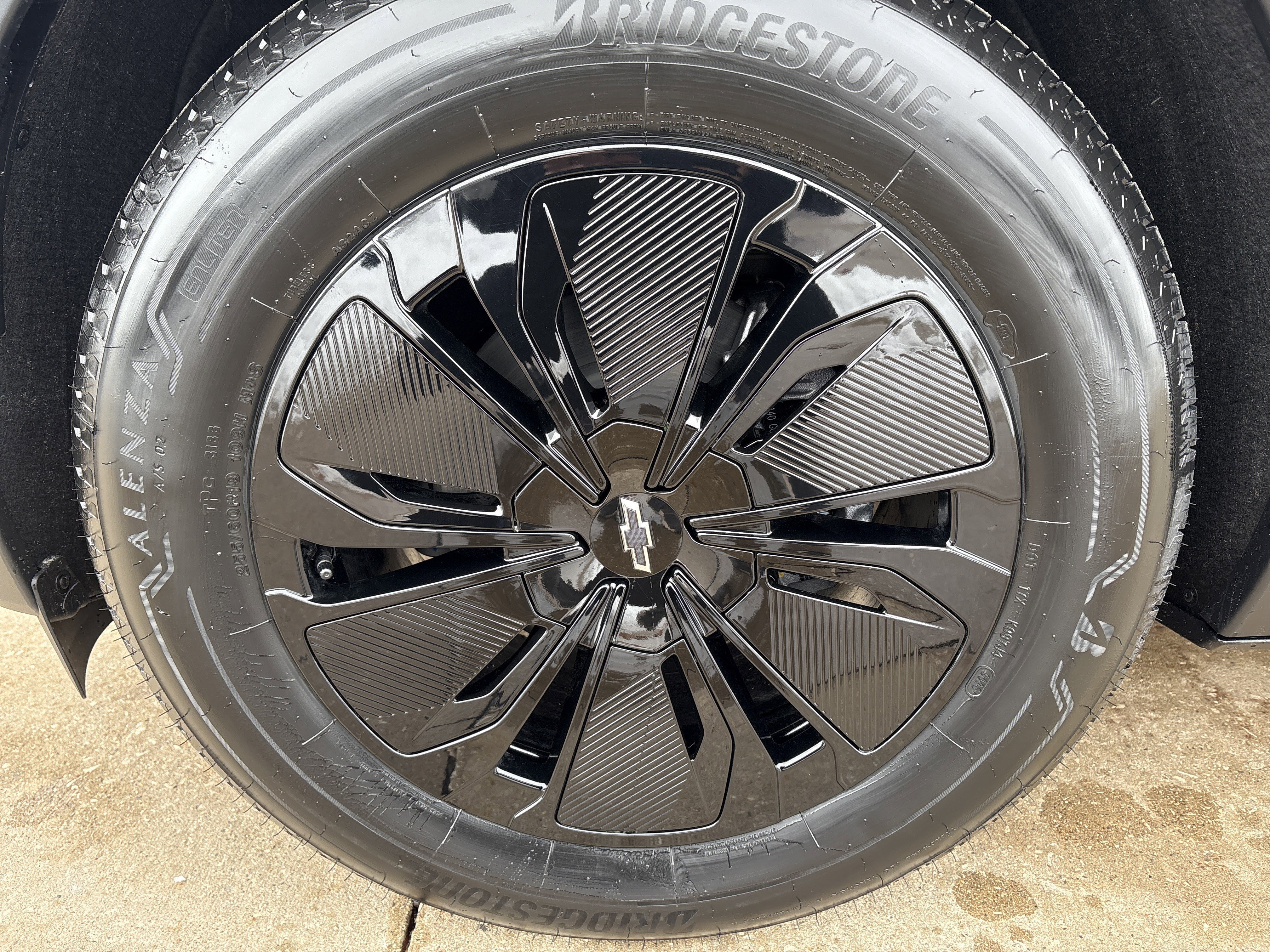 New 2026 Chevrolet Blazer EV LT image 9