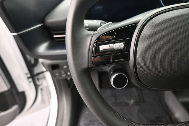 New 2025 Hyundai Ioniq 6 SEL AWD/4WD image 17