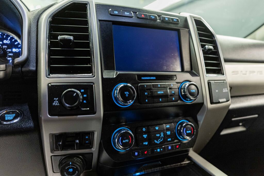 Used 2021 Ford F250 Lariat AWD/4WD image 12