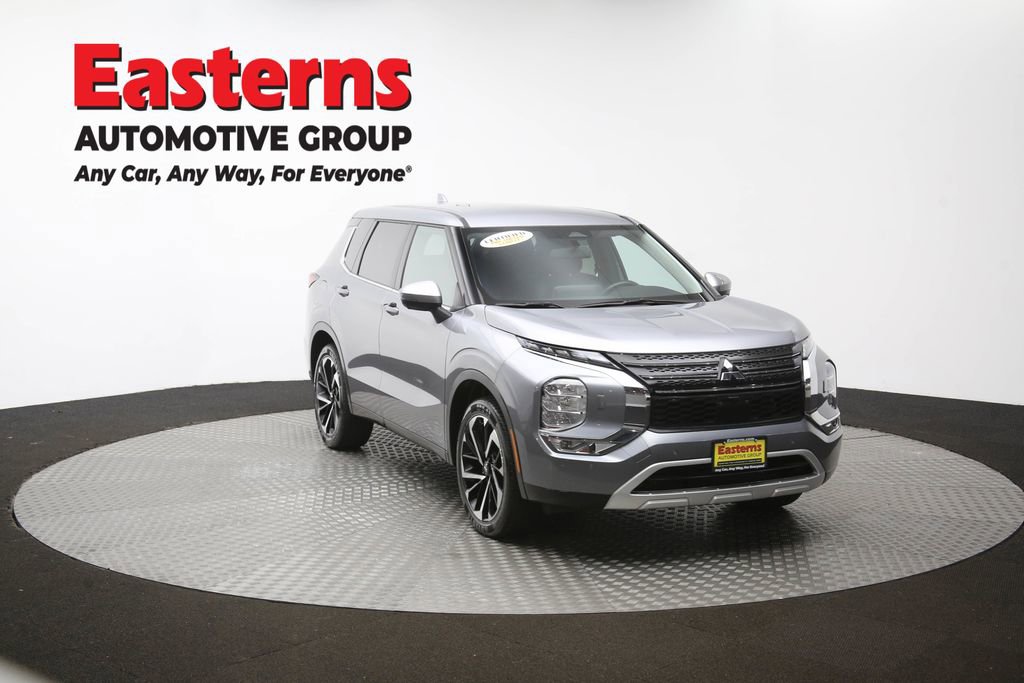 Used 2024 Mitsubishi Outlander SE image 50