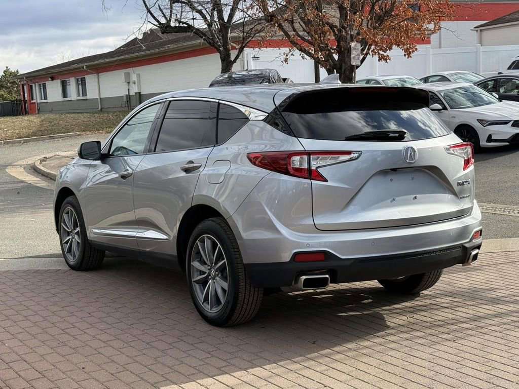 Used 2023 Acura RDX w/ Technology Package AWD/4WD image 4