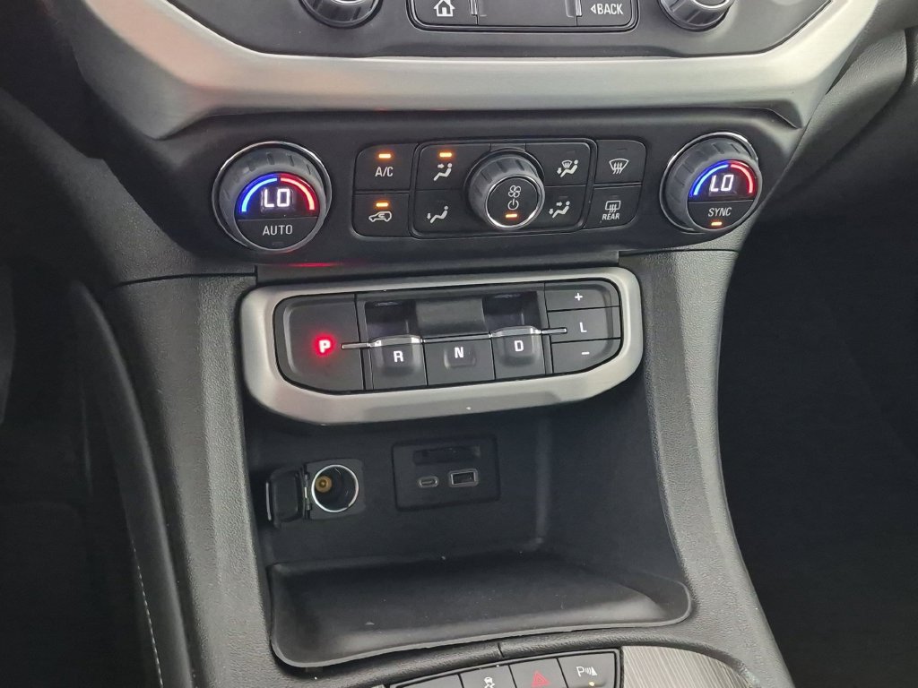 Certified 2023 GMC Acadia SLT FWD image 25