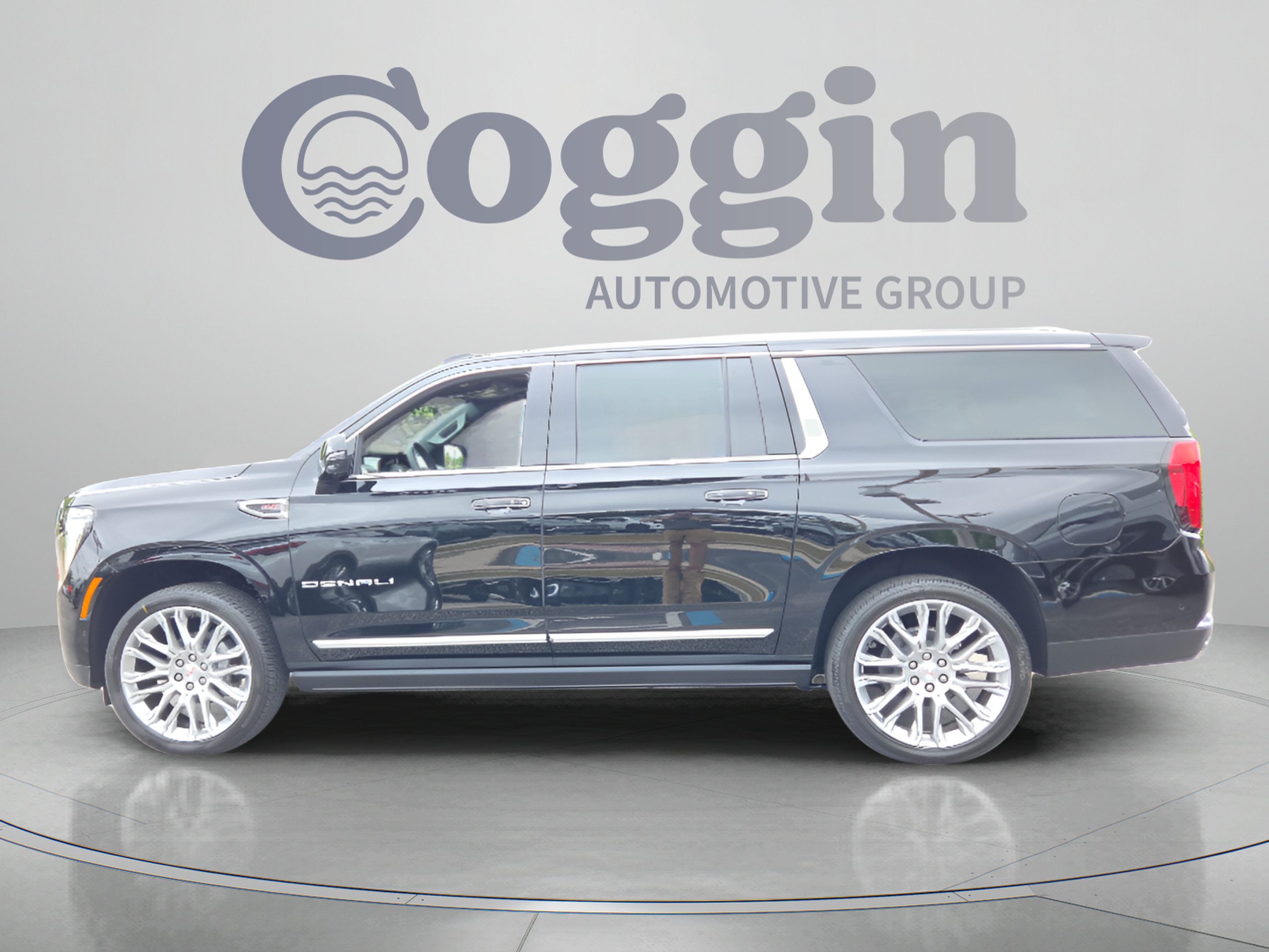 New 2026 GMC Yukon XL Denali w/ Denali Reserve Package AWD/4WD image 2