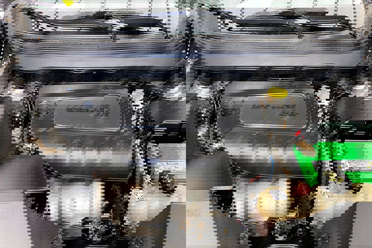 Used 2019 Jeep Cherokee Latitude w/ Popular Appearance Group image 9