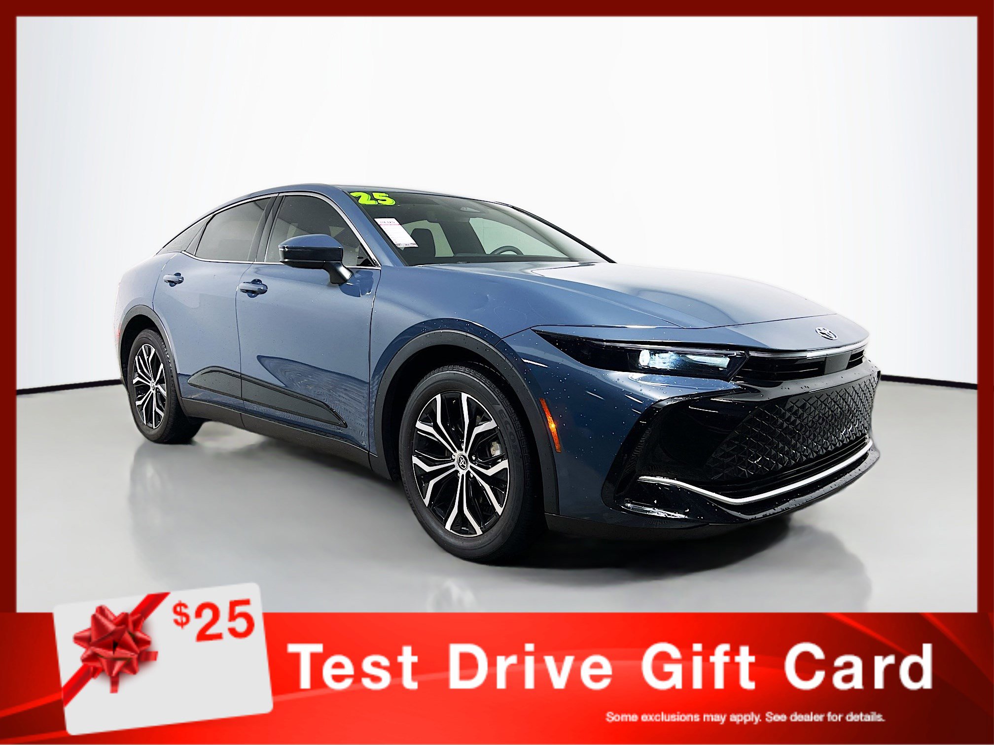 Used 2025 Toyota Crown XLE image 1