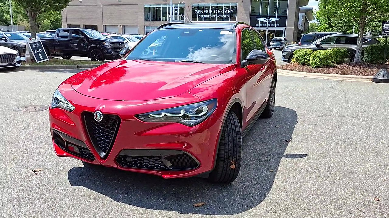 Used 2024 Alfa Romeo Stelvio Sprint image 3