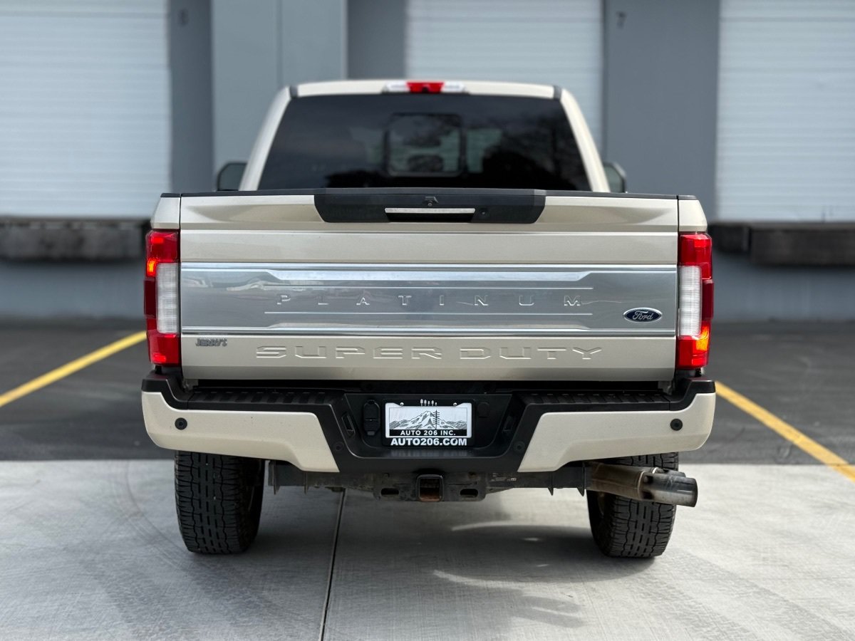 Used 2018 Ford F250 Platinum w/ Platinum Ultimate Package AWD/4WD image 5