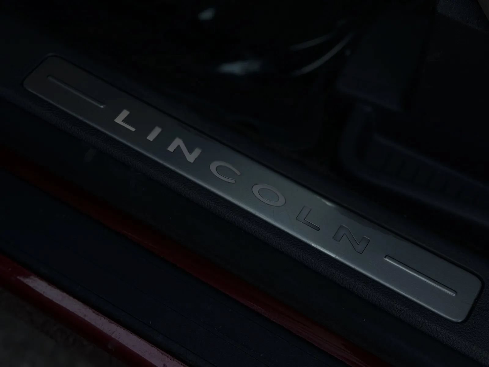 Used 2016 Lincoln MKX Reserve FWD image 38