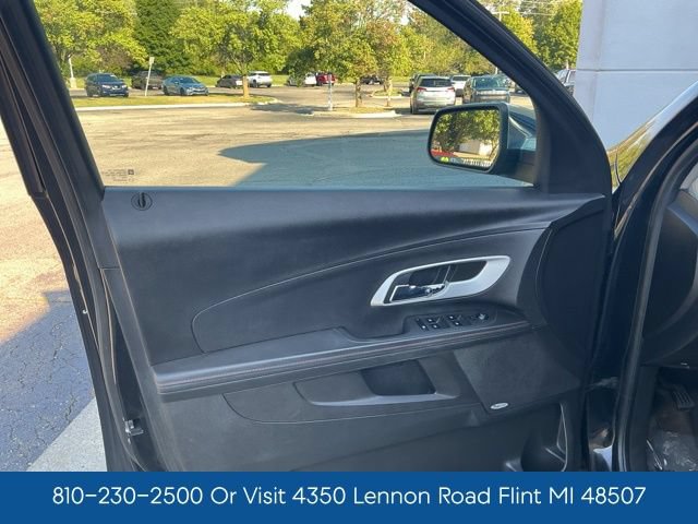 Used 2011 Chevrolet Equinox LTZ AWD/4WD image 16