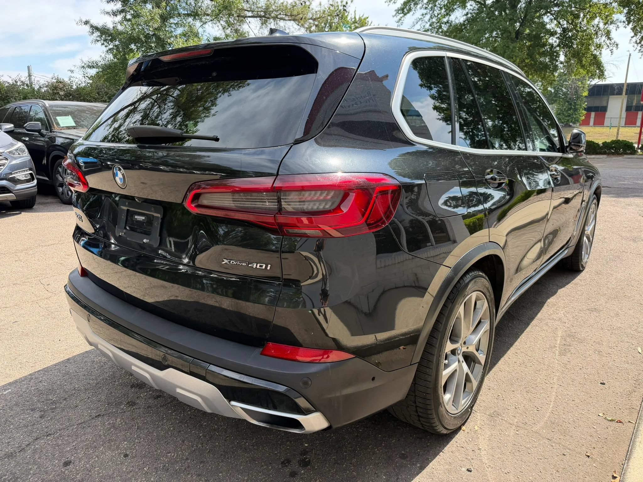 Used 2019 BMW X5 xDrive40i w/ Premium Package 2 AWD/4WD image 5