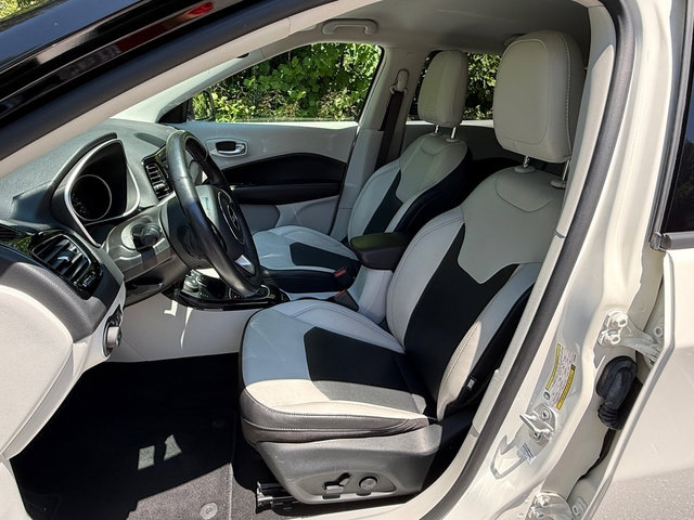 Used 2019 Jeep Compass Limited AWD/4WD image 11