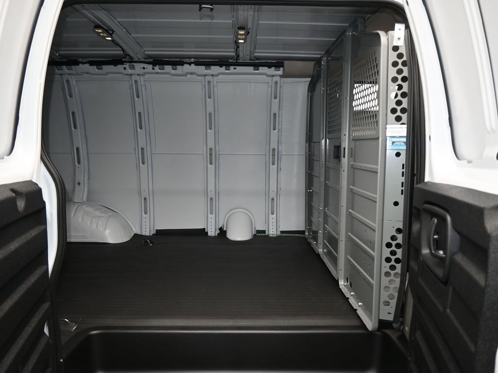 New 2025 Chevrolet Express 2500 w/ Driver Convenience Package image 29