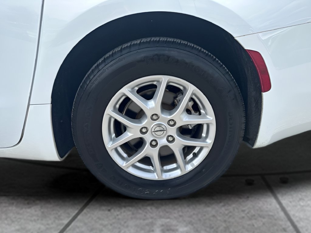 Used 2022 Chrysler Voyager LX FWD image 20