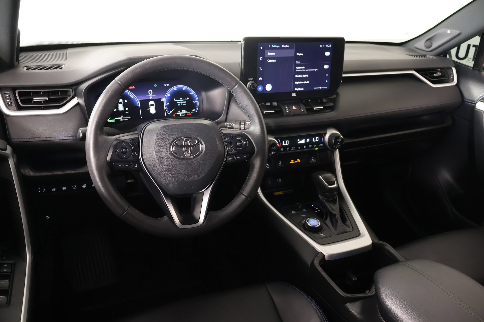 Used 2024 Toyota RAV4 XSE w/ Advanced Technology Package AWD/4WD image 2