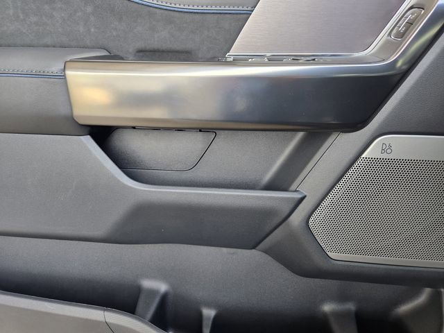 New 2025 Ford F150 Platinum w/ FX4 Off-Road Package image 17