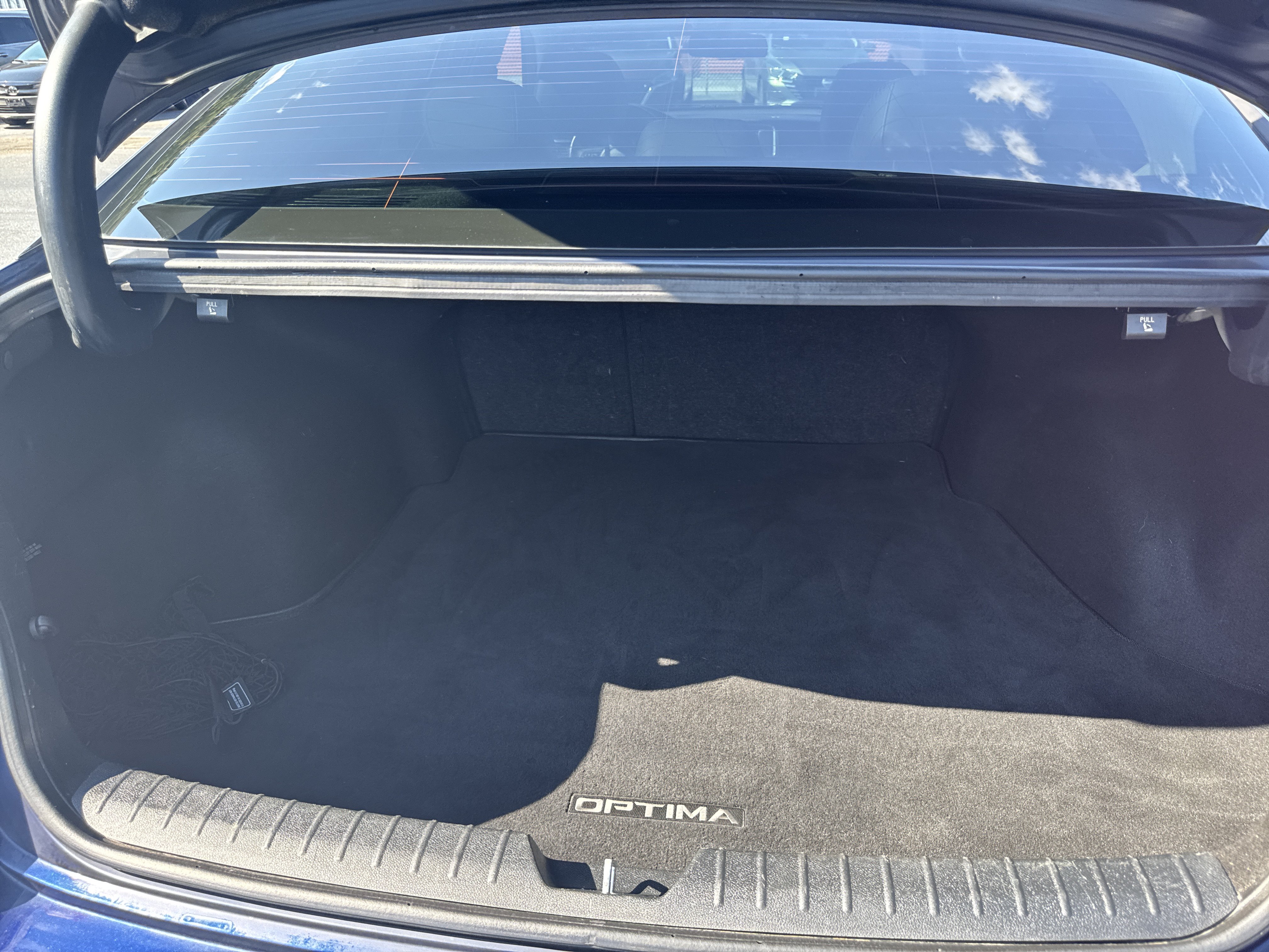 Used 2018 Kia Optima SX FWD image 25
