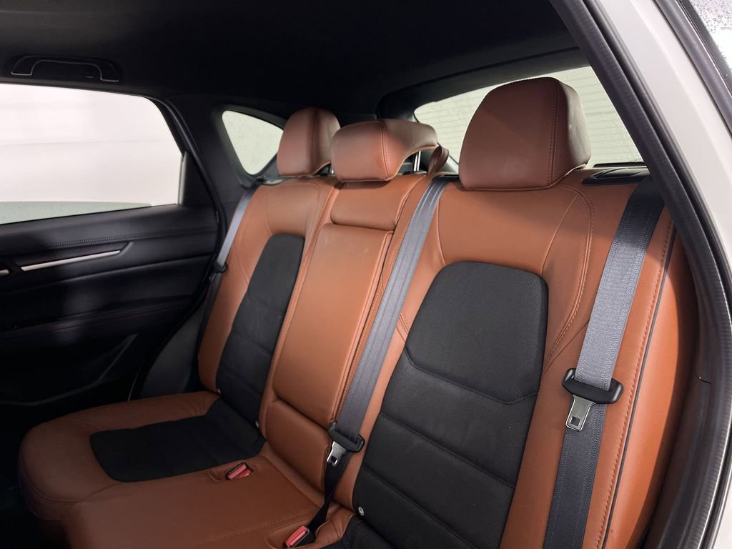 Used 2024 MAZDA CX-5 Carbon Edition image 23