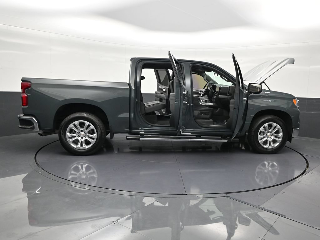 Used 2025 Chevrolet Silverado 1500 LTZ RWD image 31