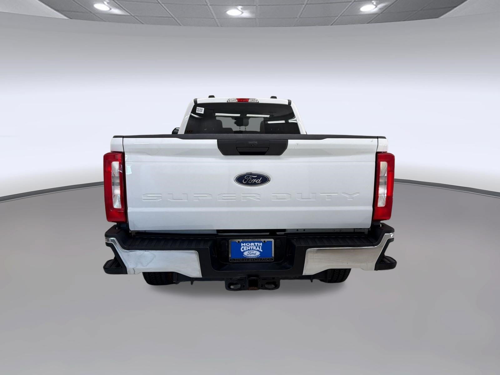 Used 2025 Ford F250 XLT AWD/4WD image 10