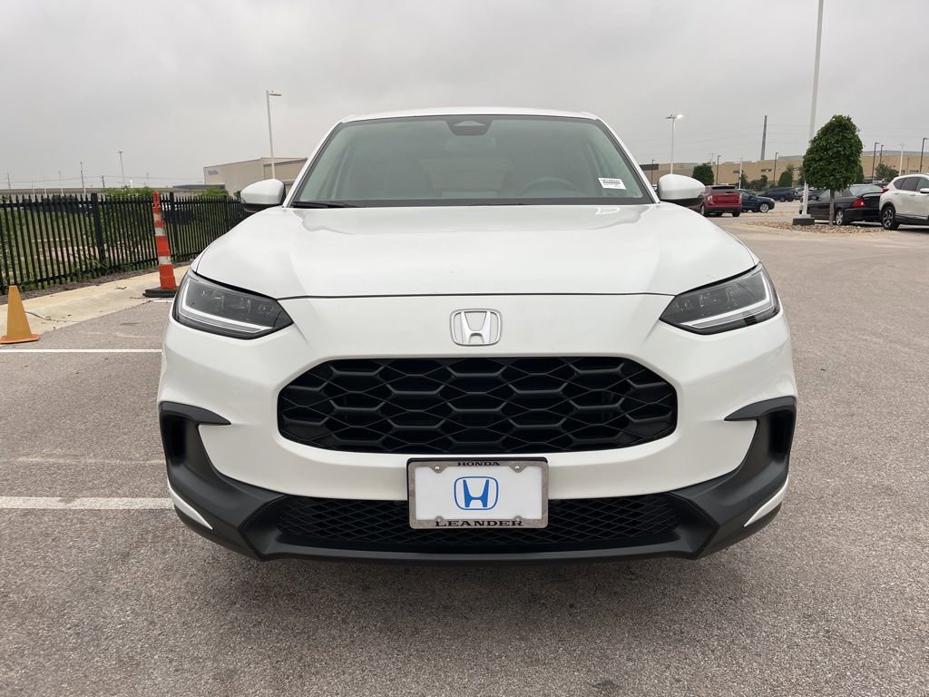 Used 2023 Honda HR-V LX image 2