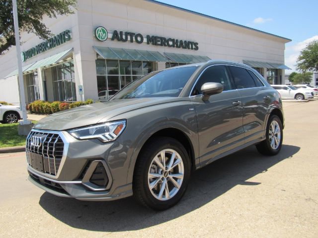 Used 2024 Audi Q3 2.0T Premium w/ Convenience Package