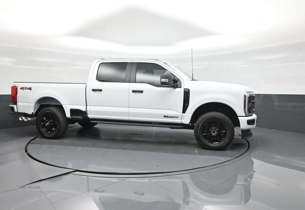 Used 2026 Ford F250 XL w/ STX Appearance Package image 9