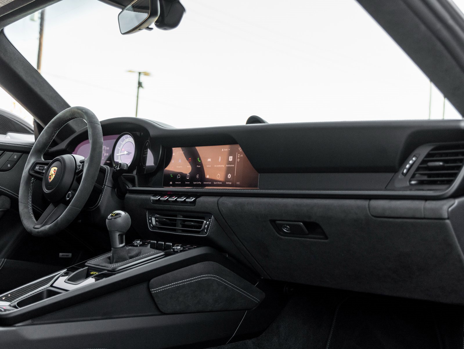 Certified 2022 Porsche 911 GT3 image 43