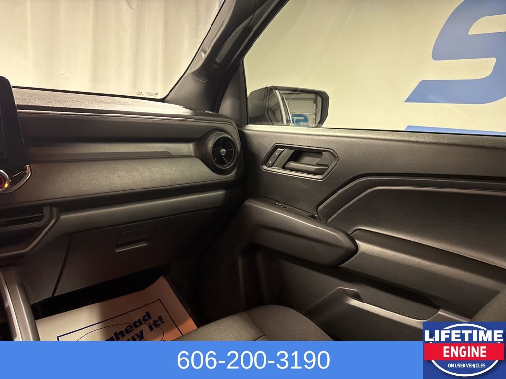 Used 2023 Chevrolet Colorado Trail Boss image 24