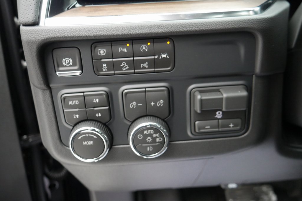 New 2026 Chevrolet Tahoe High Country w/ Sun And Tow Package image 11