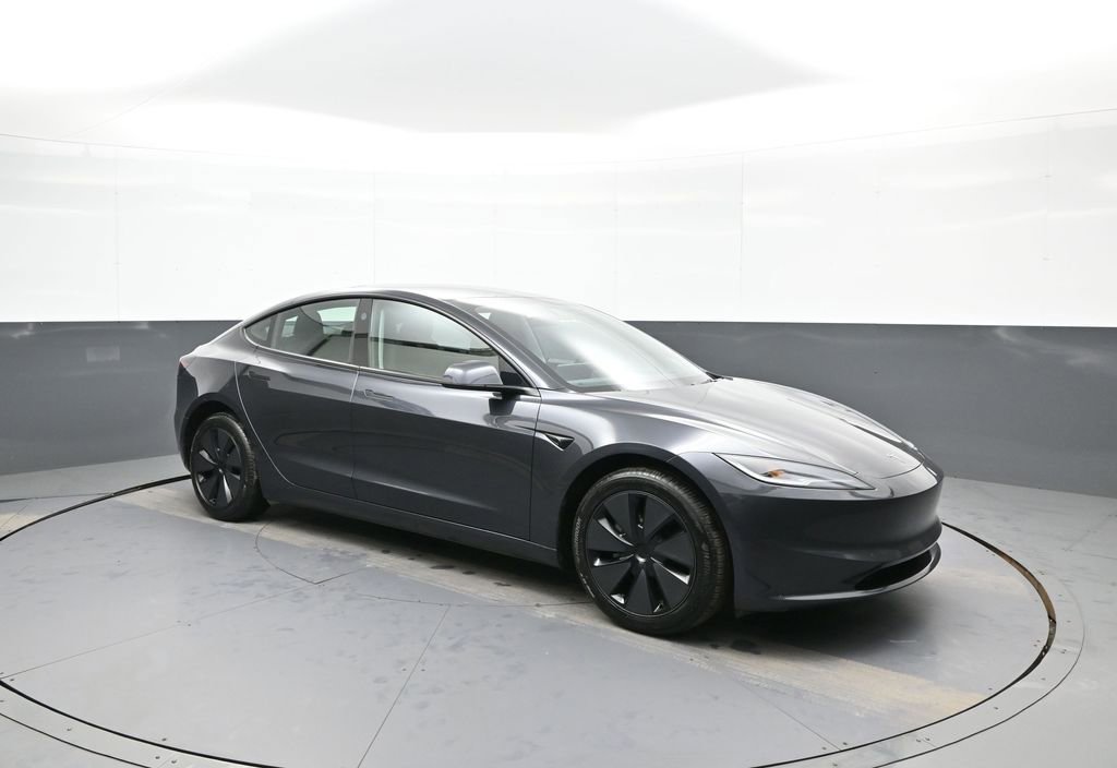 Used 2025 Tesla Model 3 Long Range image 4