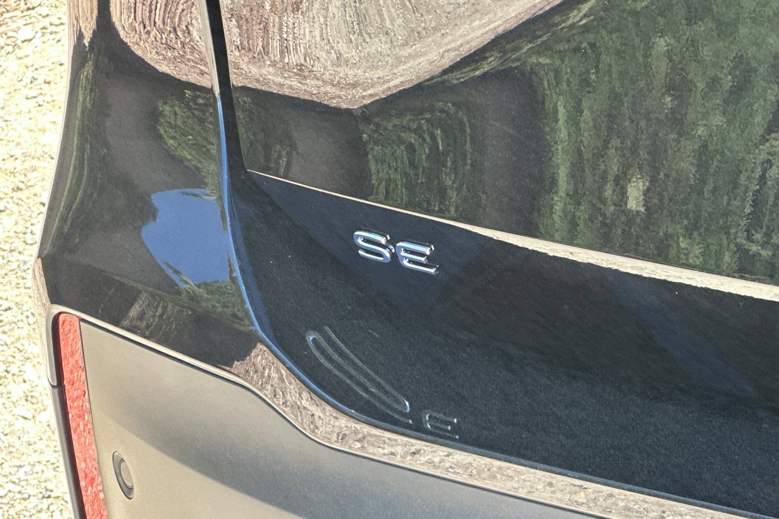 New 2025 Volkswagen Tiguan SE image 26