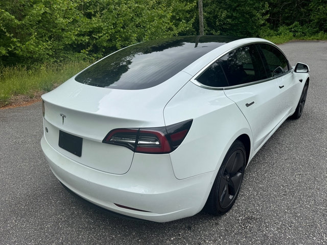 Used 2019 Tesla Model 3 Mid Range RWD image 6