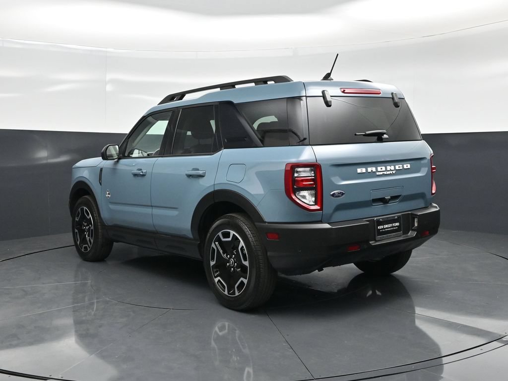 Certified 2023 Ford Bronco Sport Outer Banks w/ Tech Package AWD/4WD image 7