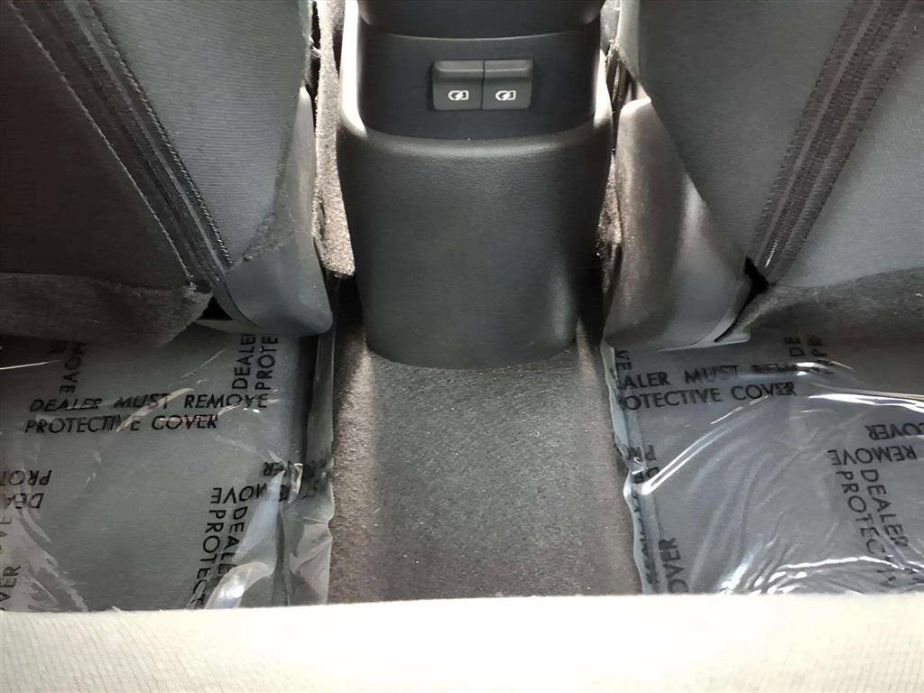 Used 2024 Nissan Kicks S image 13