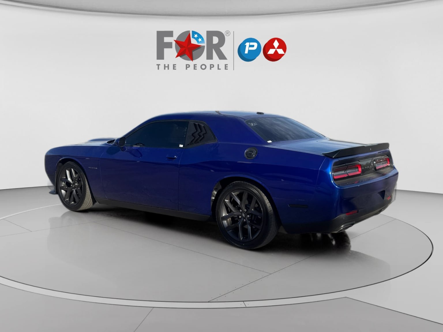 Used 2021 Dodge Challenger R/T w/ Blacktop Package image 3