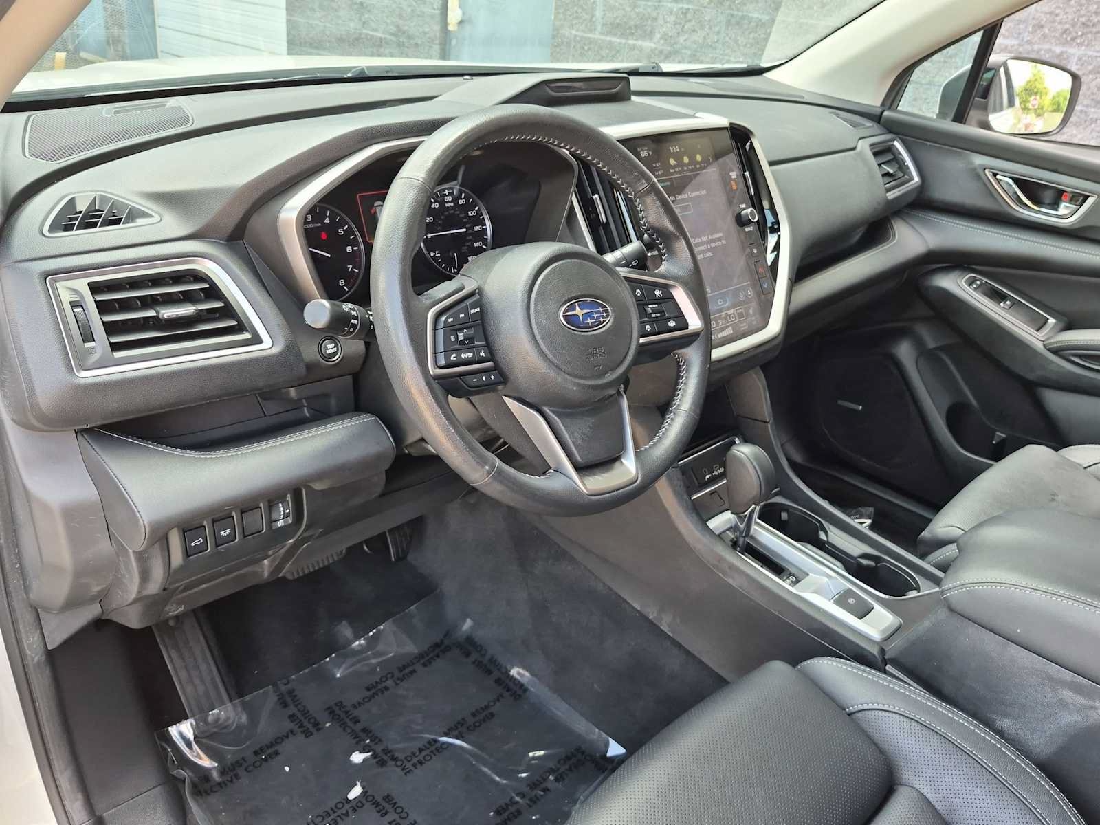 Used 2023 Subaru Ascent Limited w/ Technology Package AWD/4WD image 10