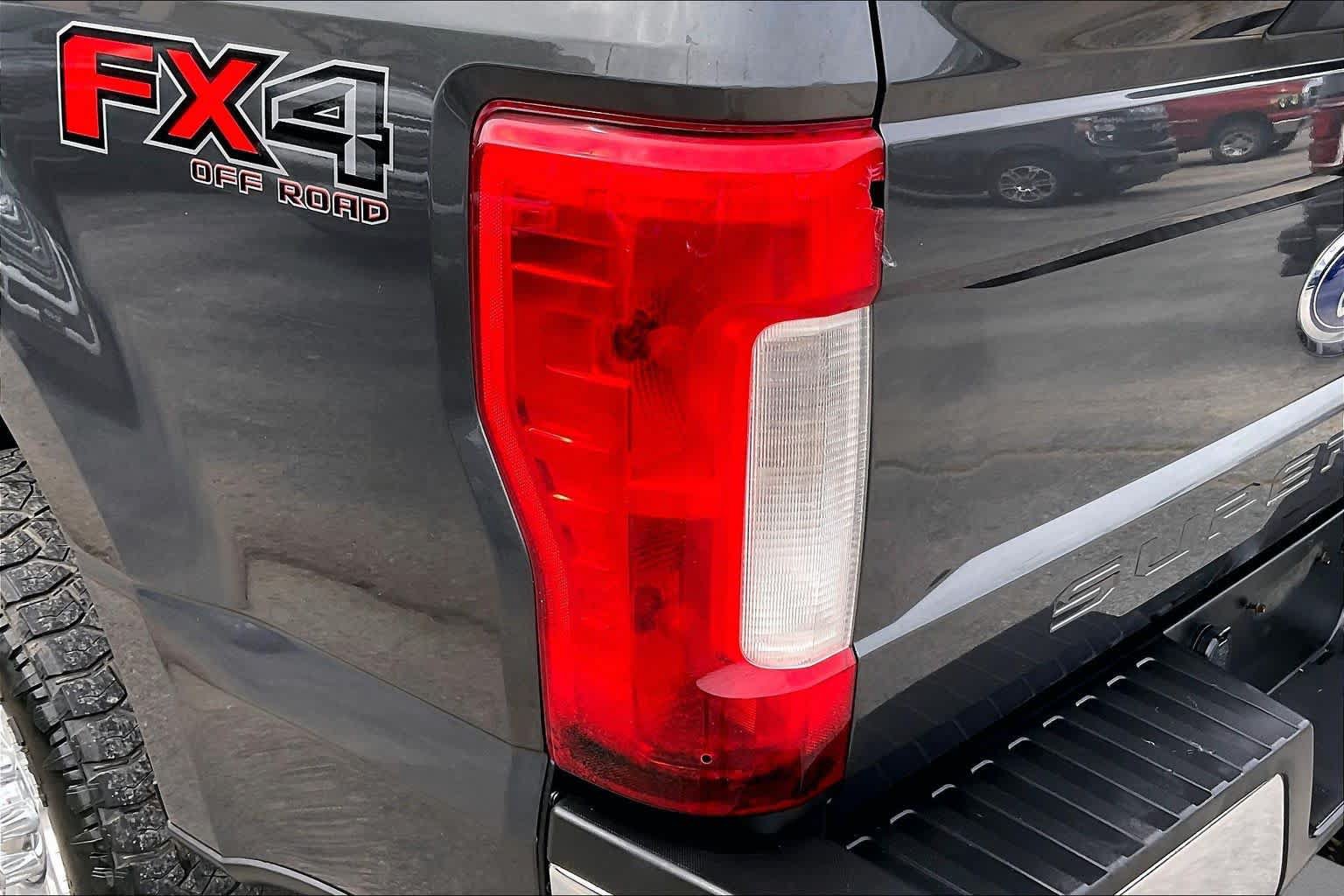 Certified 2019 Ford F250 XL w/ STX Appearance Package AWD/4WD image 25
