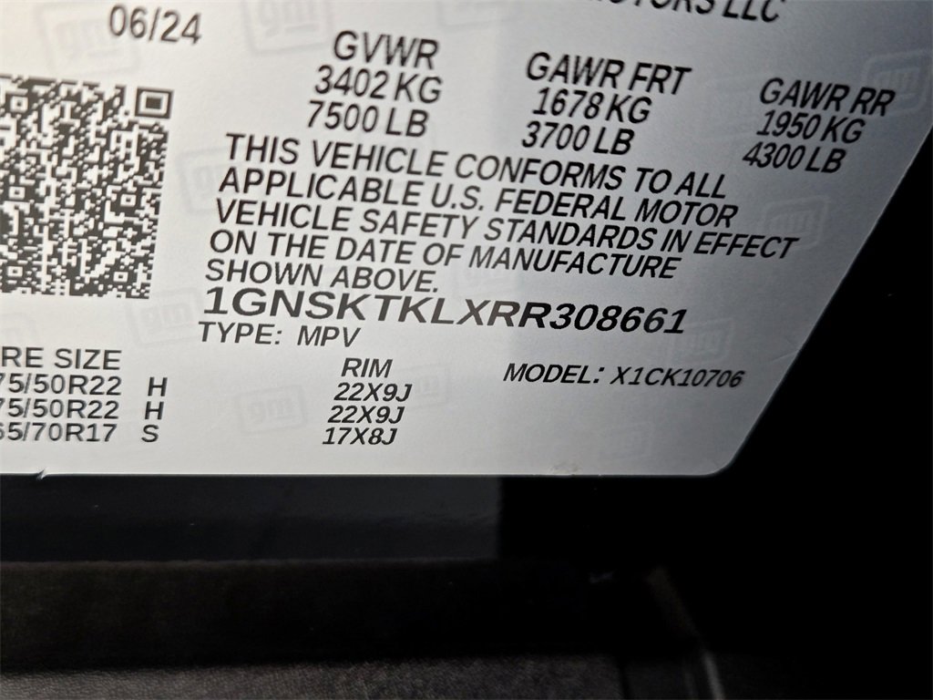 Used 2024 Chevrolet Tahoe High Country w/ Advanced Technology Package image 35