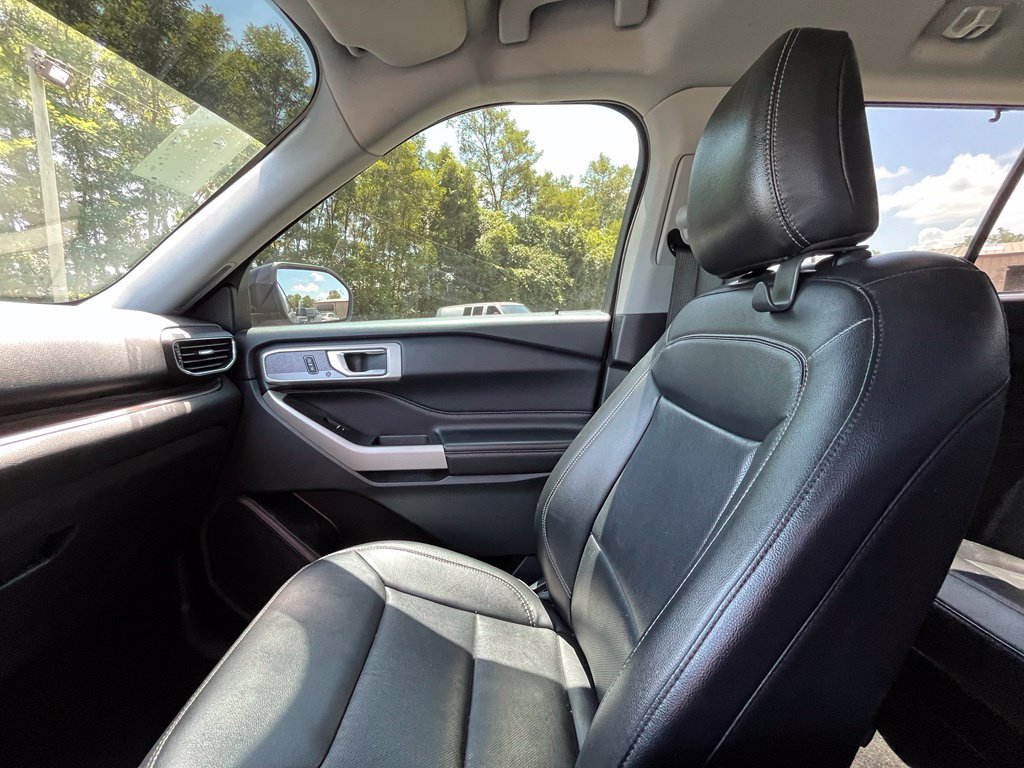 Used 2021 Ford Explorer Limited AWD/4WD image 24