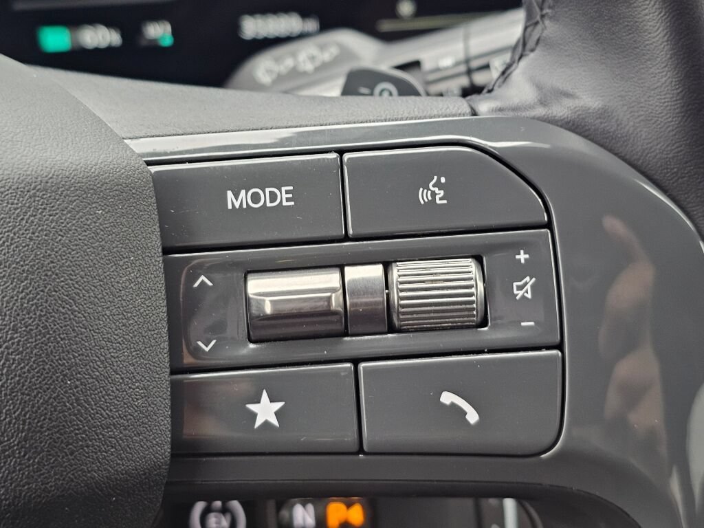 Certified 2024 Kia EV9 Wind AWD/4WD image 19