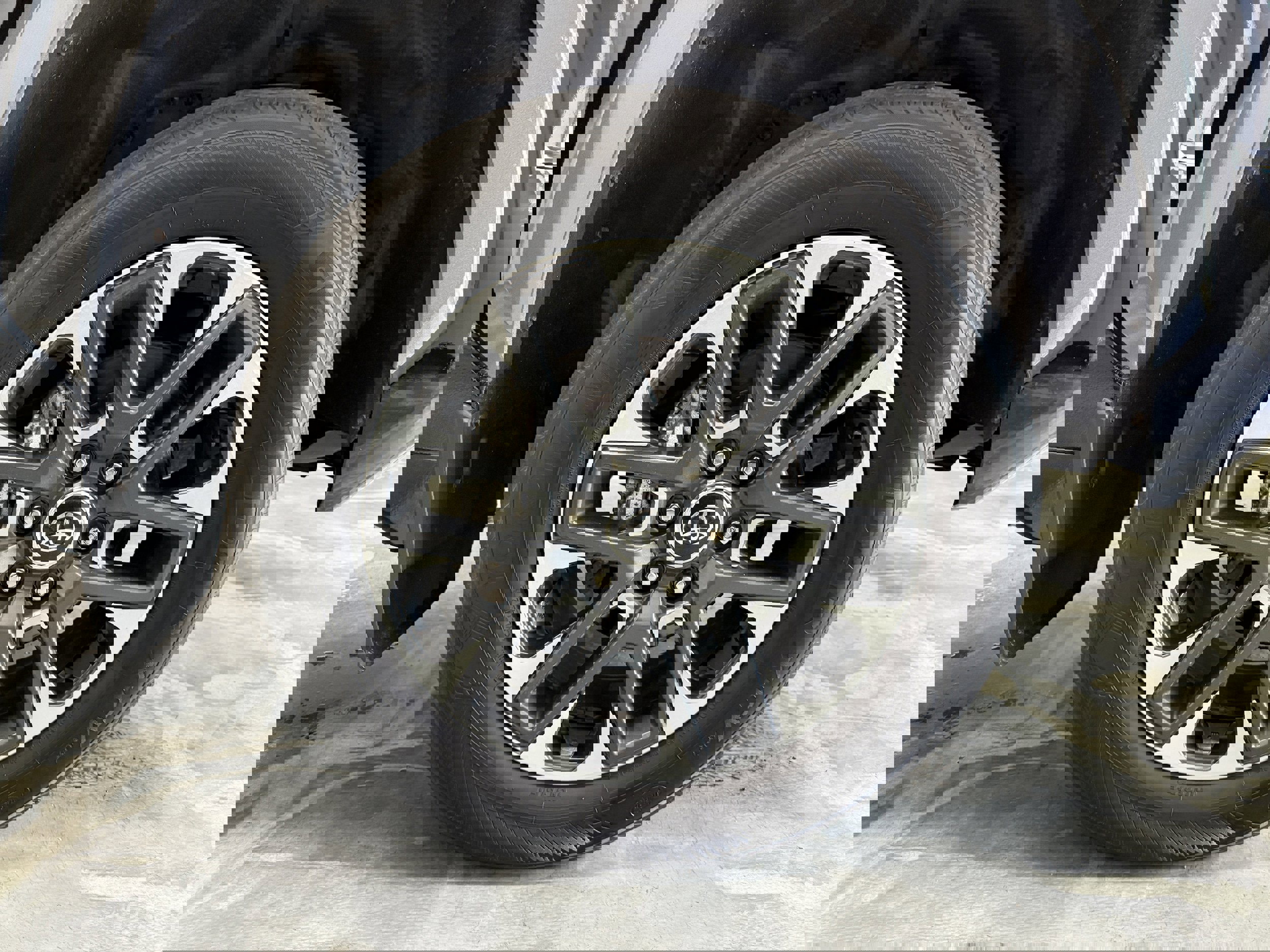 Used 2022 Toyota Tundra Limited image 29