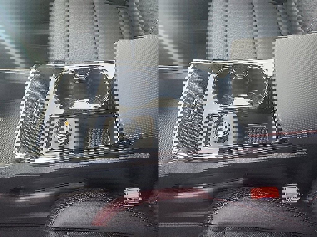 New 2026 Chevrolet Equinox RS w/ Convenience Package III image 13