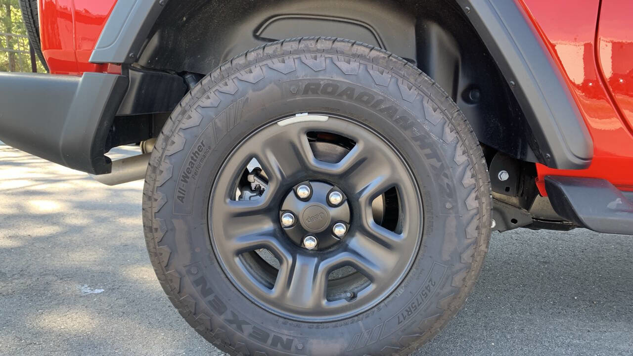 Used 2024 Jeep Wrangler Sport image 37