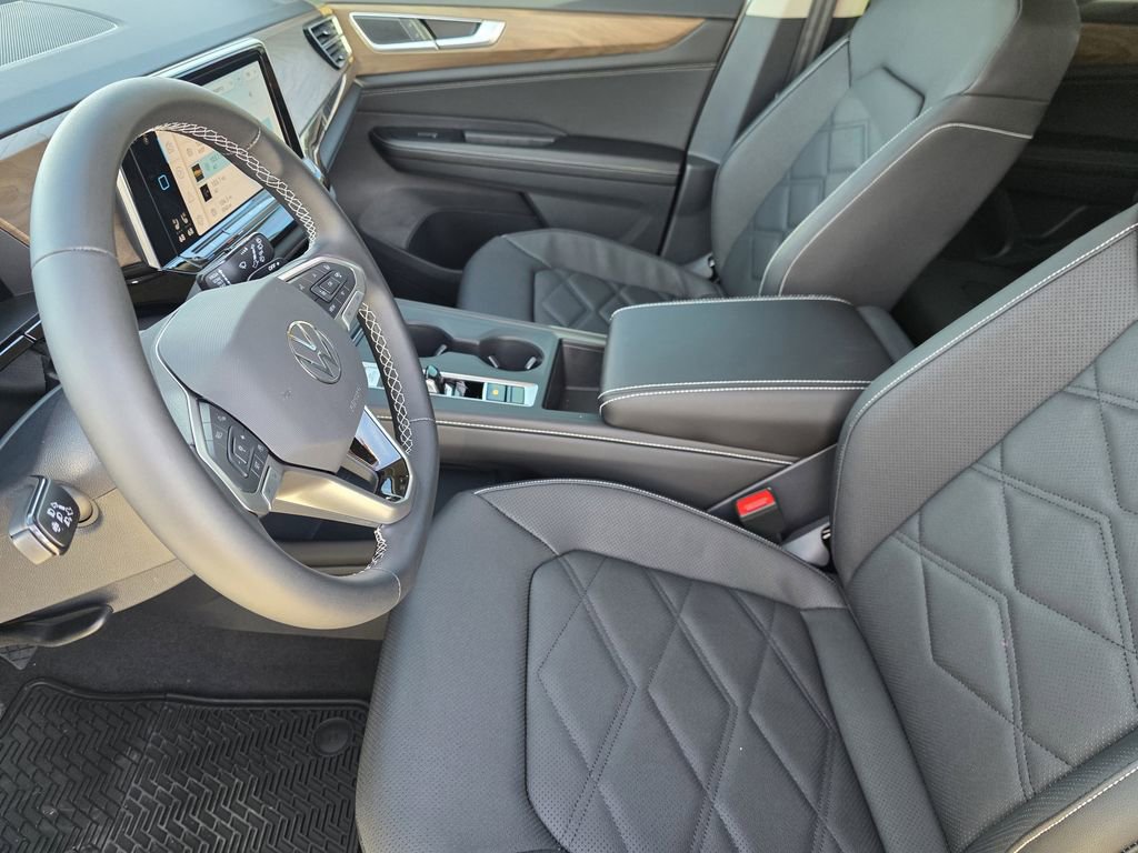 New 2026 Volkswagen Atlas SE image 9