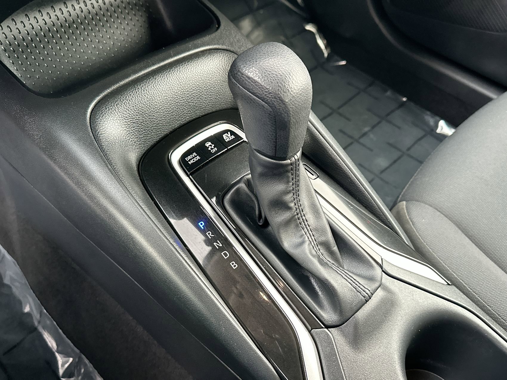 Used 2024 Toyota Corolla LE image 20
