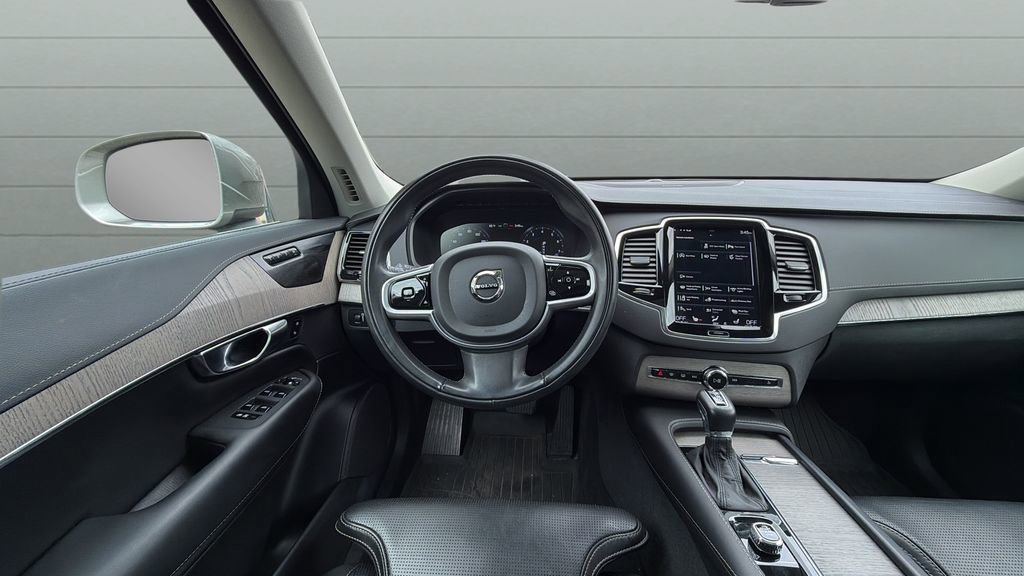 Used 2022 Volvo XC90 T6 Inscription w/ Advanced Package AWD/4WD image 12