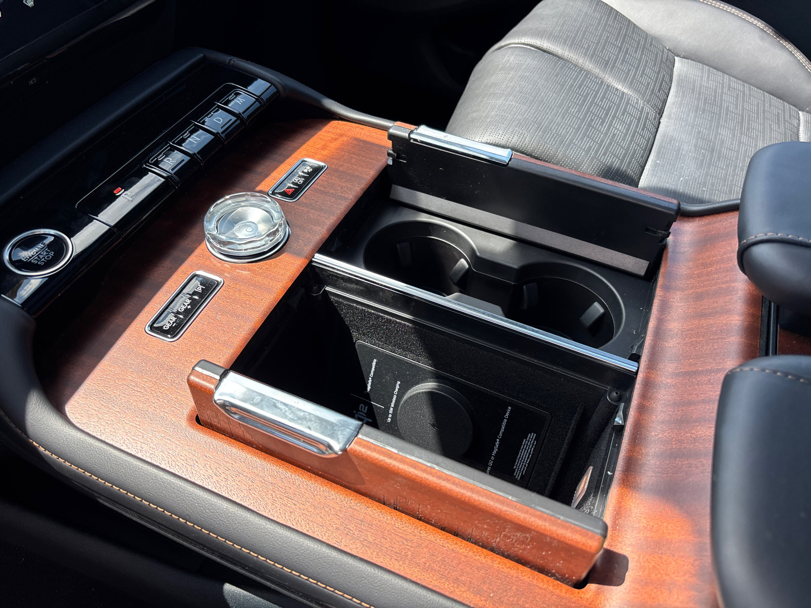 New 2027 Lincoln Navigator L Black Label AWD/4WD image 23