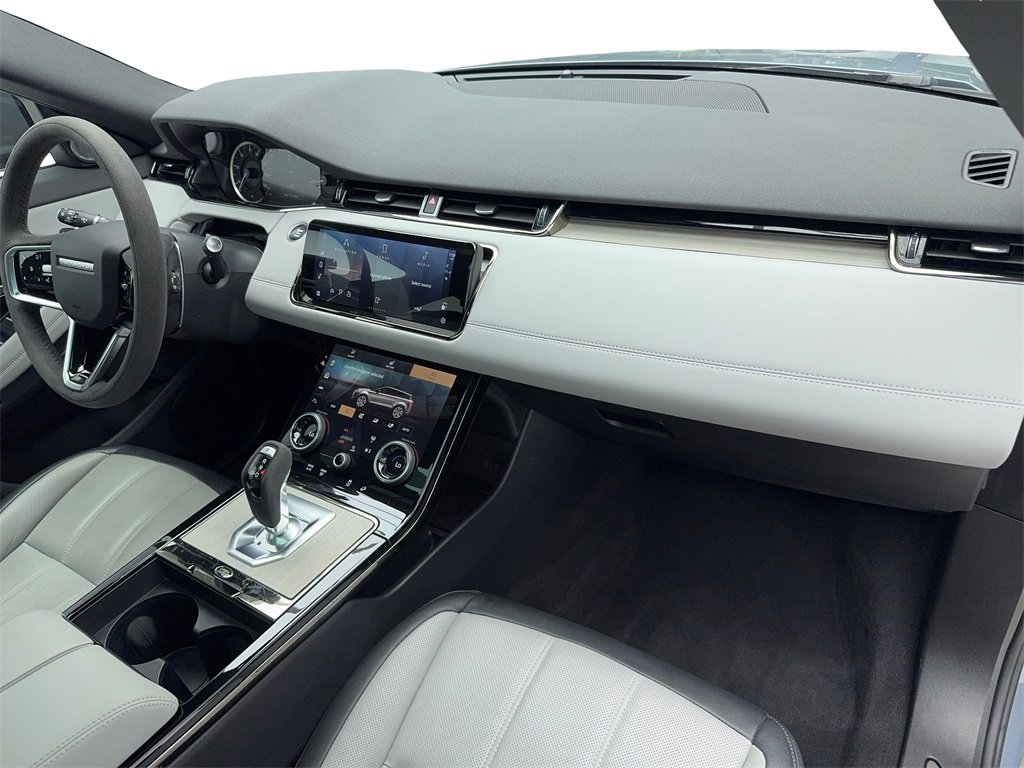 Used 2023 Land Rover Range Rover Evoque R-Dynamic SE image 45