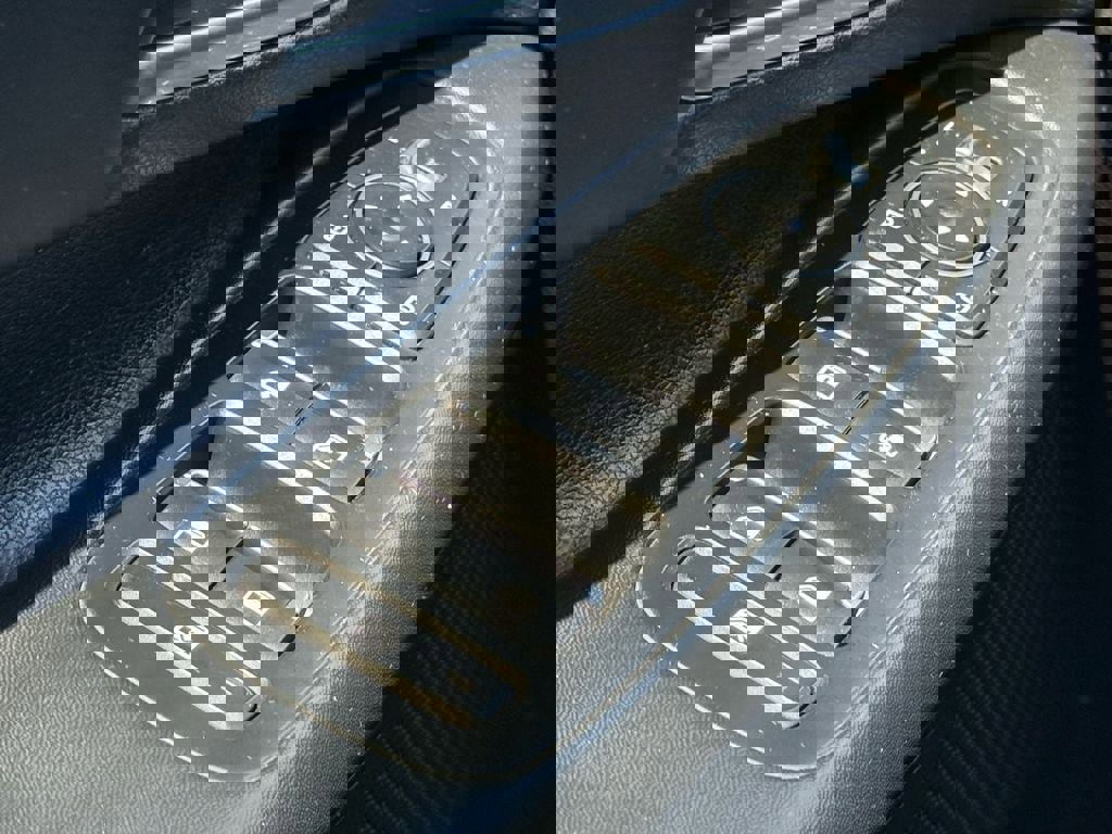 Used 2021 Hyundai Sonata SEL w/ Convenience Package image 18